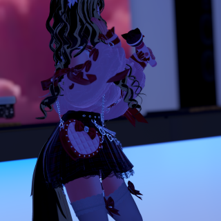 VRChat_2024-12-31_23-14-42.530_2160x3840