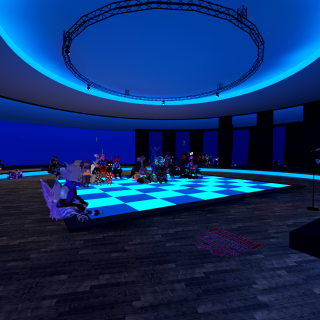 VRChat_2025-01-01_00-15-20.115_3840x2160