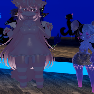 VRChat_2025-01-01_00-23-13.566_2160x3840