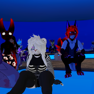 VRChat_2025-01-01_00-23-43.891_3840x2160