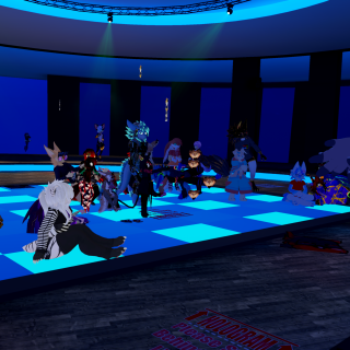 VRChat_2025-01-01_01-50-01.630_3840x2160