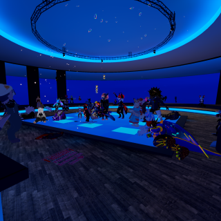VRChat_2025-01-01_01-51-18.111_3840x2160