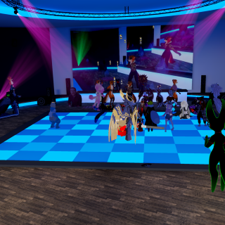 VRChat_2025-01-01_02-05-42.635_3840x2160