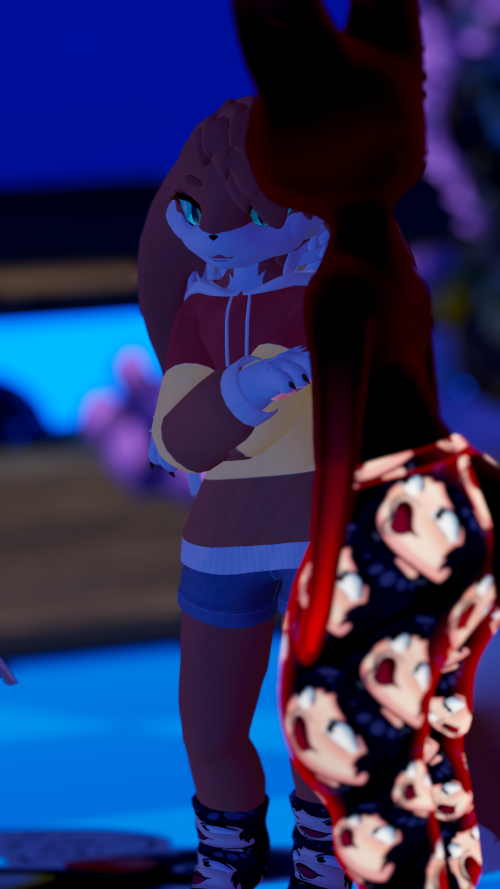 VRChat_2025-01-01_03-26-27.816_2160x3840.png