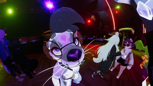 VRChat_2025-01-05_02-14-49.536_3840x2160.png