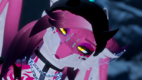 VRChat_2025-01-12_22-10-25.077_3840x2160.png