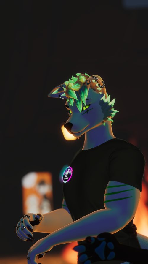 VRChat_2025-01-25_23-44-14.104_2160x3840.png