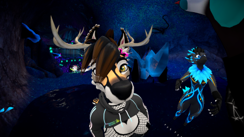 VRChat_2025-02-07_20-16-59.795_3840x2160.png