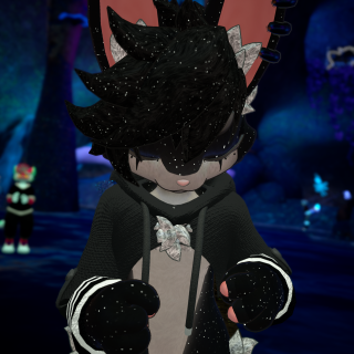 VRChat_2025-02-07_21-49-16.978_2160x3840