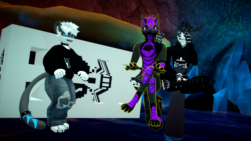 VRChat_2025-02-07_22-01-44.031_3840x2160.png