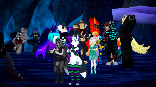 VRChat_2025-02-07_23-04-02.876_3840x2160.png