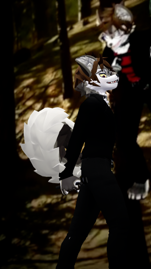 VRChat_2025-02-08_01-04-38.375_2160x3840.png
