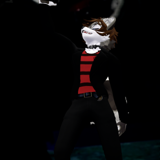 VRChat_2025-02-08_01-04-48.959_2160x3840