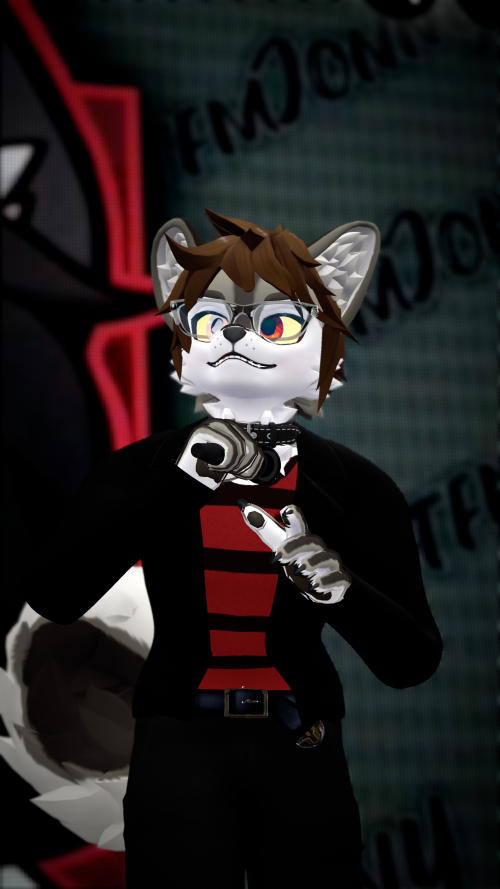 VRChat_2025-02-08_01-18-59.684_2160x3840.png