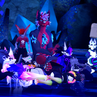 VRChat_2025-02-08_22-05-16.641_3840x2160