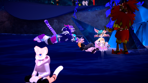 VRChat_2025-02-09_00-45-31.476_3840x2160.png