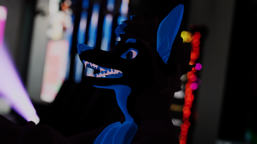 VRChat_2025-02-09_20-42-57.601_3840x2160.png