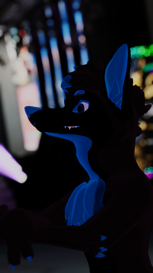 VRChat_2025-02-09_20-42-59.332_2160x3840.png