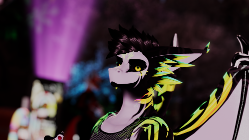 VRChat_2025-02-09_20-43-04.845_3840x2160.png
