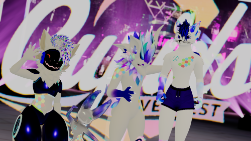VRChat_2025-02-09_22-02-42.068_3840x2160.png
