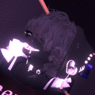 VRChat_2025-02-20_19-32-57.198_3840x2160