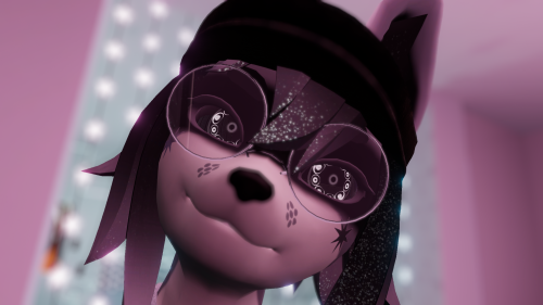 VRChat_2025-02-23_22-33-57.172_3840x2160.png