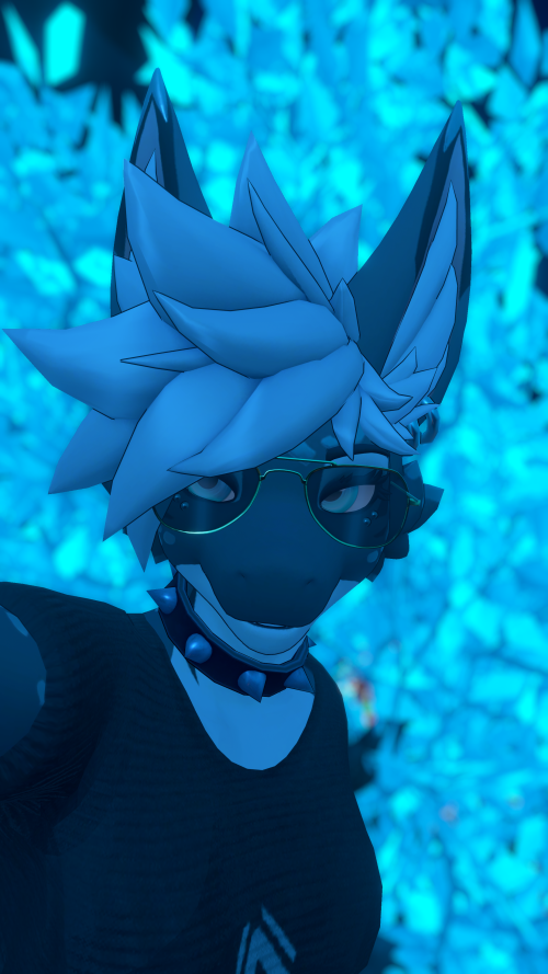 VRChat_2025-03-18_06-31-36.514_2160x3840.png