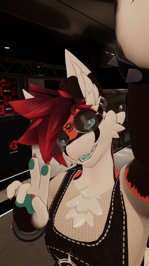 VRChat_2025-03-20_20-47-20.910_2160x3840.png