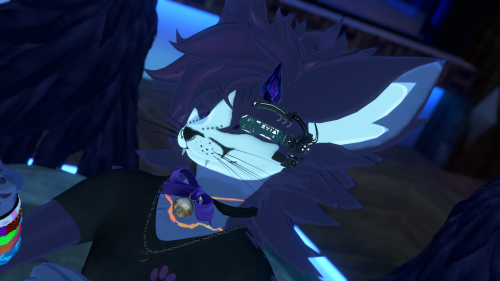 VRChat_2025-03-21_08-20-14.712_3840x2160.png