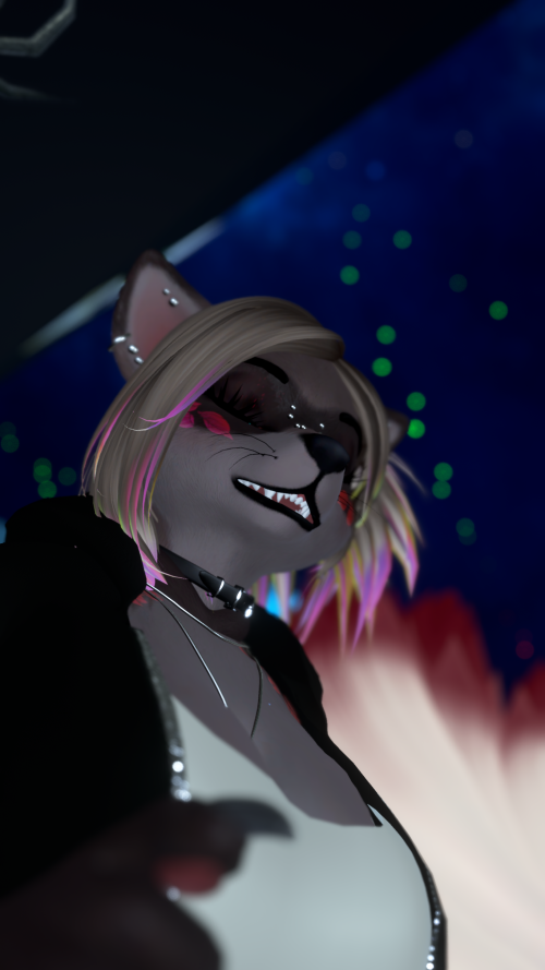 VRChat_2025-03-25_23-48-32.146_3840x2160.png