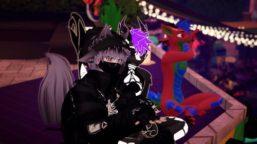 VRChat_2025-03-28_16-48-20.433_3840x2160.png
