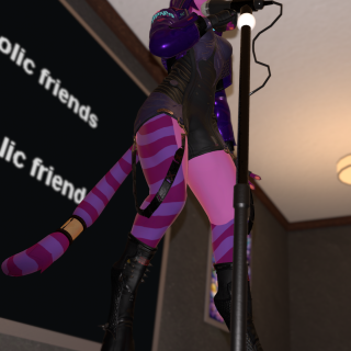 VRChat_2026-04-10_21-38-36.988_1440x2560
