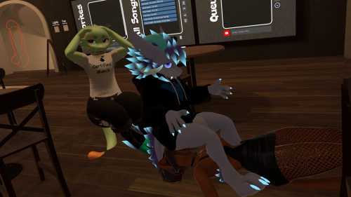 VRChat_2026-04-10_22-41-40.597_2560x1440.png