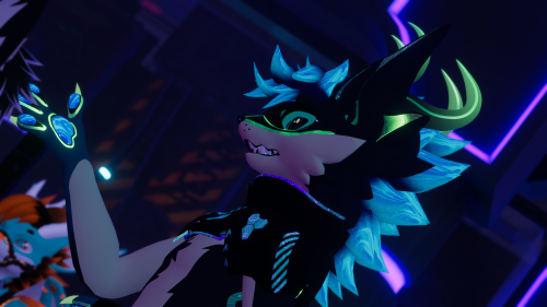 VRChat_2026-04-17_15-32-58.985_2560x1440.png