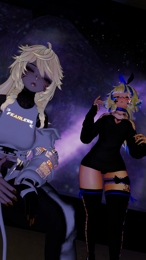 VRChat_2026-05-08_21-59-38.081_3840x2160.png