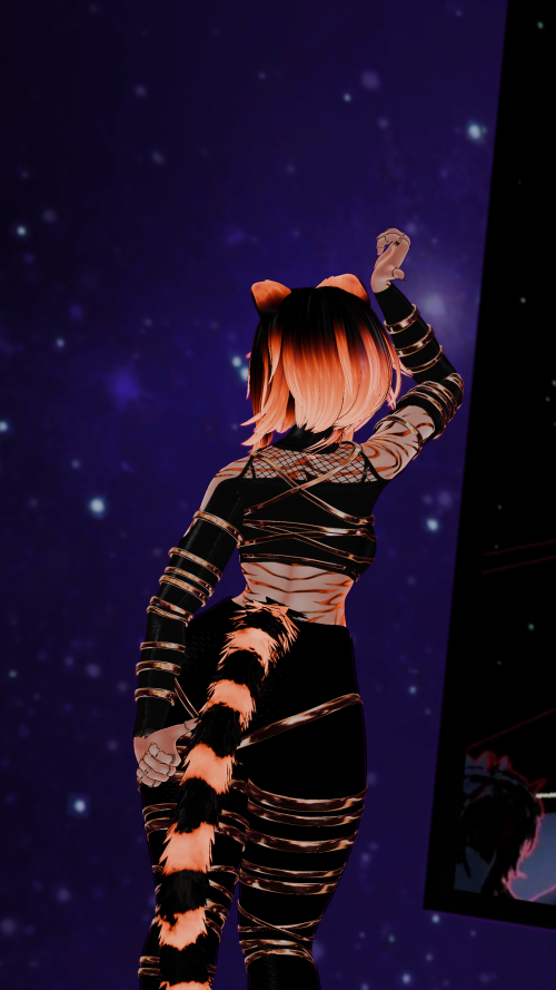 VRChat_2026-05-08_23-08-16.097_3840x2160.png