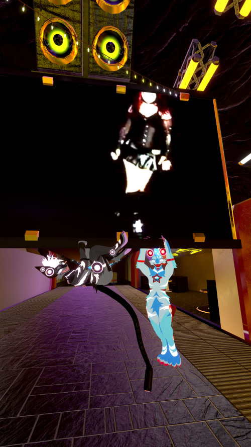 VRChat_2026-05-18_23-41-38.931_2160x3840.png