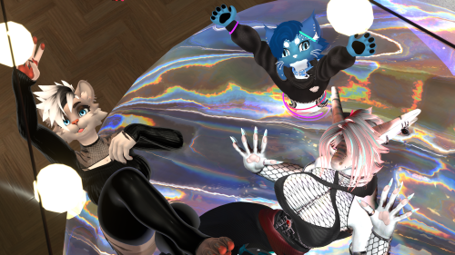 VRChat_2026-05-20_04-13-32.902_3840x2160.png
