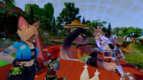 VRChat_2026-06-07_00-49-13.345_3840x2160.png