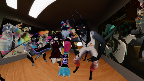VRChat_2026-06-07_19-53-56.175_7680x4320.png