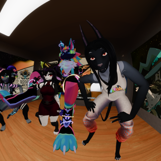 VRChat_2026-06-07_19-53-56.175_7680x4320
